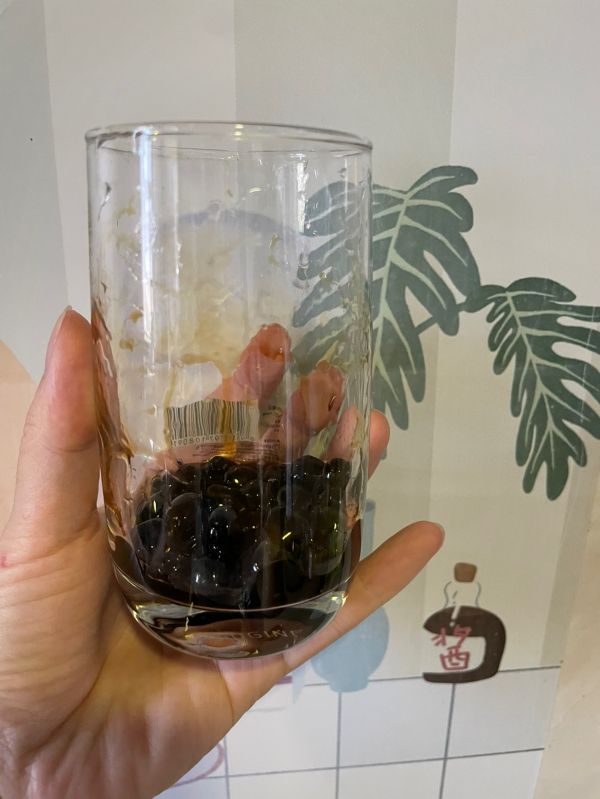 苹果酱黑糖珍珠奶茶