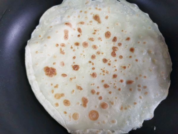 蒜蓉蔬菜卷煎饼