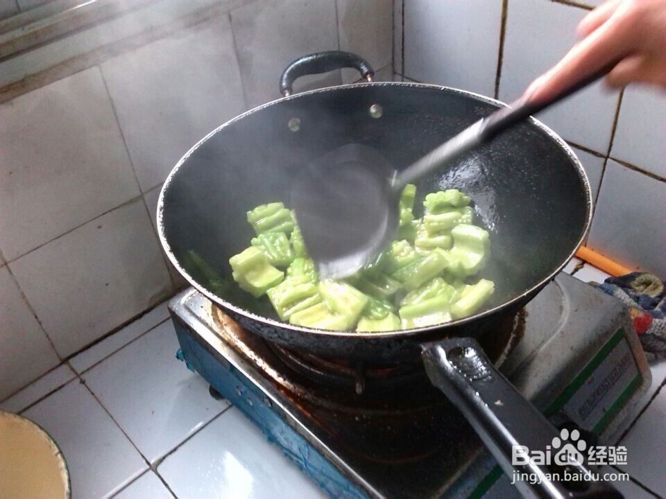 怎样制作美味的苦瓜?