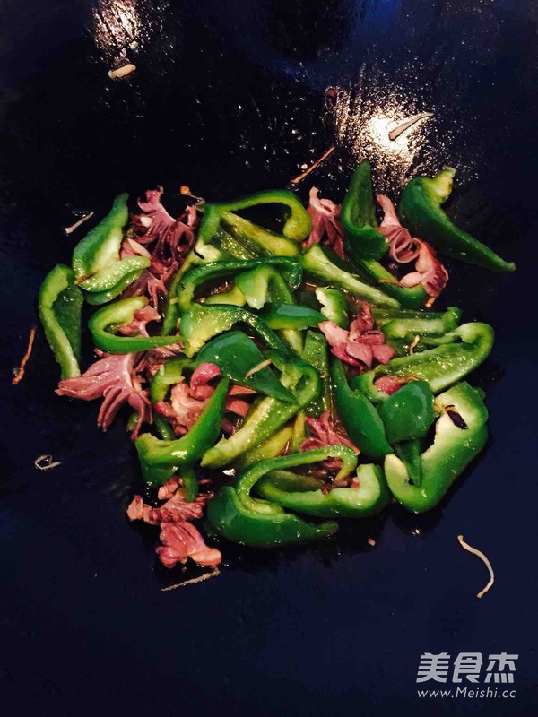 花式鸡胗炒菜椒