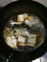 红烧鲫鱼豆腐怎么做