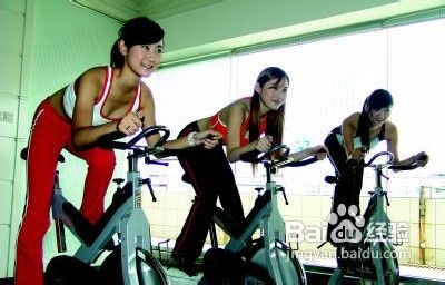 分享运动减肥五技巧，做个苗条美丽女人！