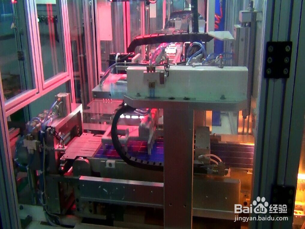 全自动太阳能电池片串焊排版一体机工艺流程图