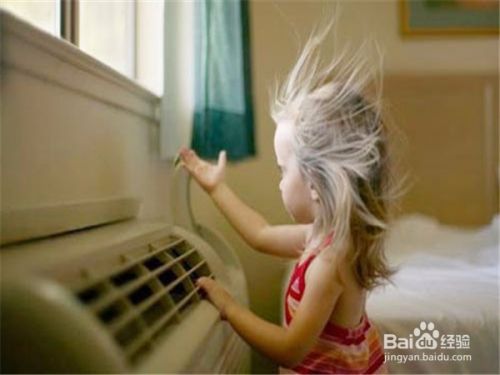 夏天来了，怎么正确给宝宝使用电风扇或空调？