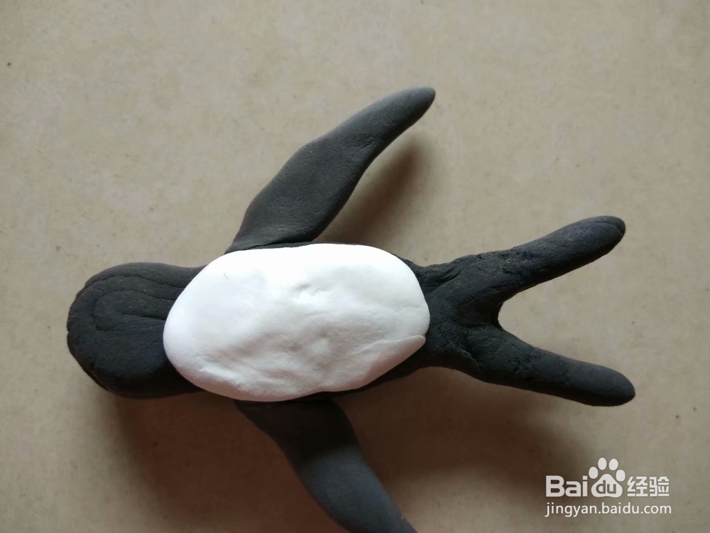 如何用橡皮泥捏一个小燕子