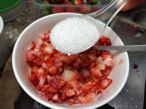 入口即化的手抓饼草莓派制作教程