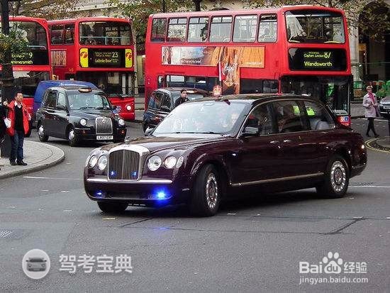 【驾驶知识】新手开车17个转弯技巧!