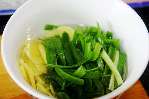 京酱肉丝卷筋饼