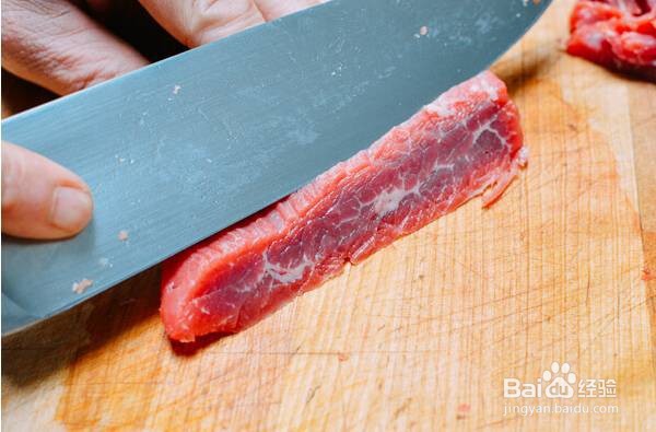 青椒炒牛肉的做法