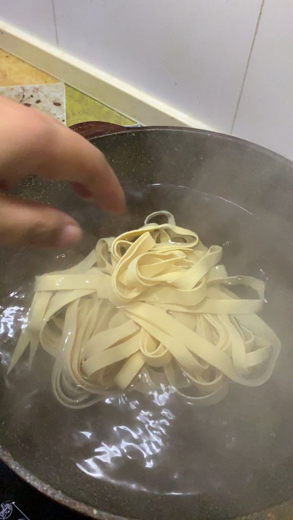 家常菜青椒豆皮