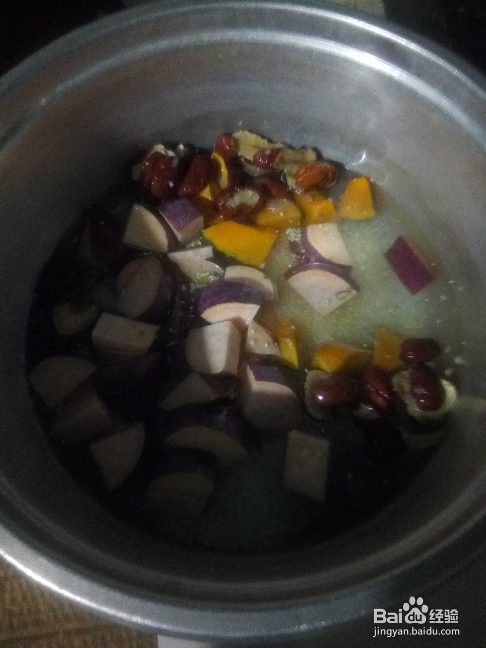 南瓜地瓜枣干大米小碴子粥