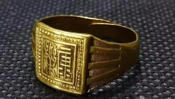 判断黄金的真假为什么用牙咬