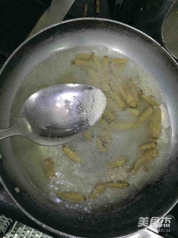 泡椒鸡爪的做法