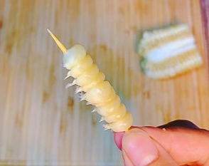网红小吃——牙签玉米粒