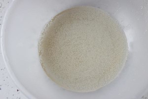 蒸馒头时  面和碱的比例是多少