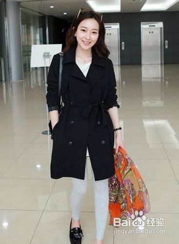 风衣如何搭配更显气质