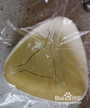 三文鱼糯米饭团的做法