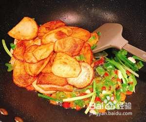 怎么自己做一份干锅土豆片？