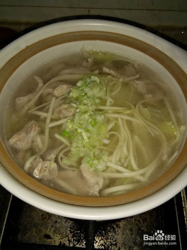 芝香砂锅白菜汆汤面