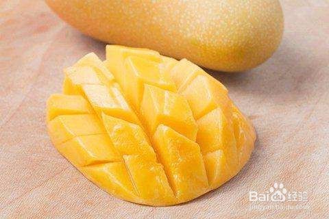 杨枝甘露怎么做？男左女右：简简单单只需5步