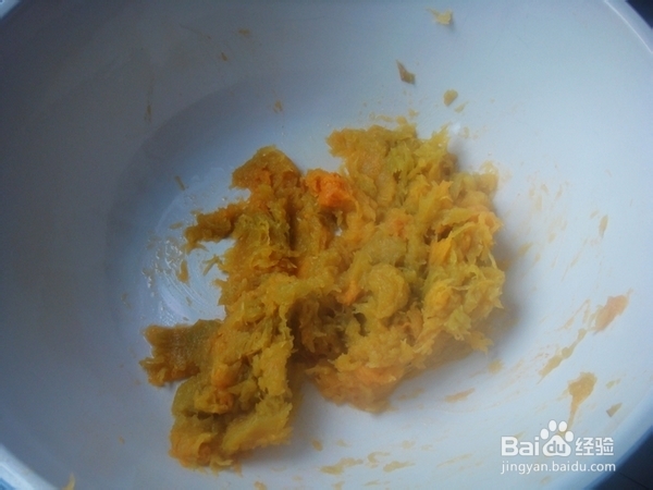 宝宝食谱－－豆沙南瓜饼的做法