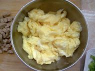 蛋炒饭的做法勒