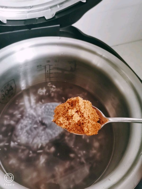 桃胶皂角米血糯米奶茶