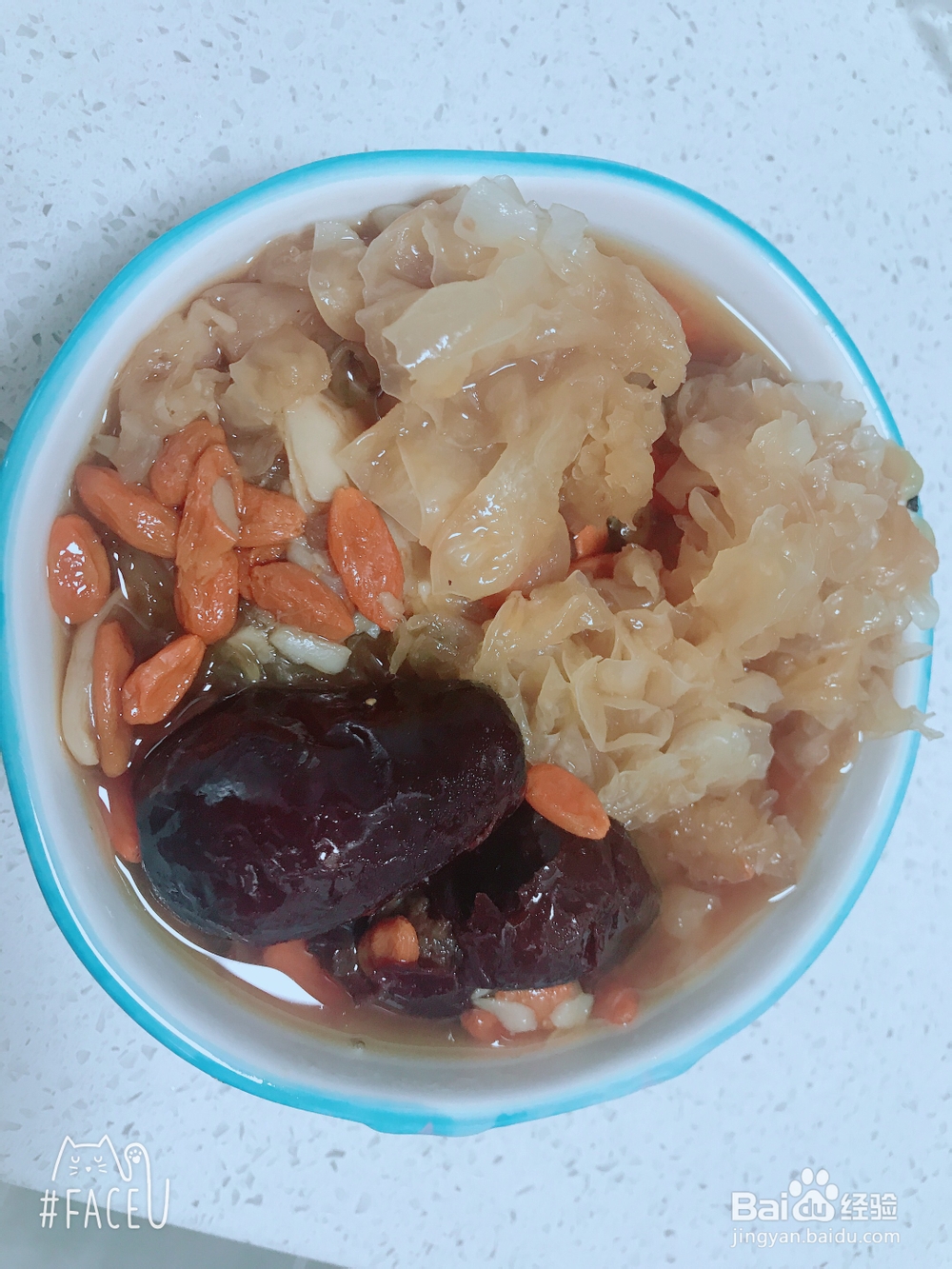 抢着吃的银耳百合红枣汤