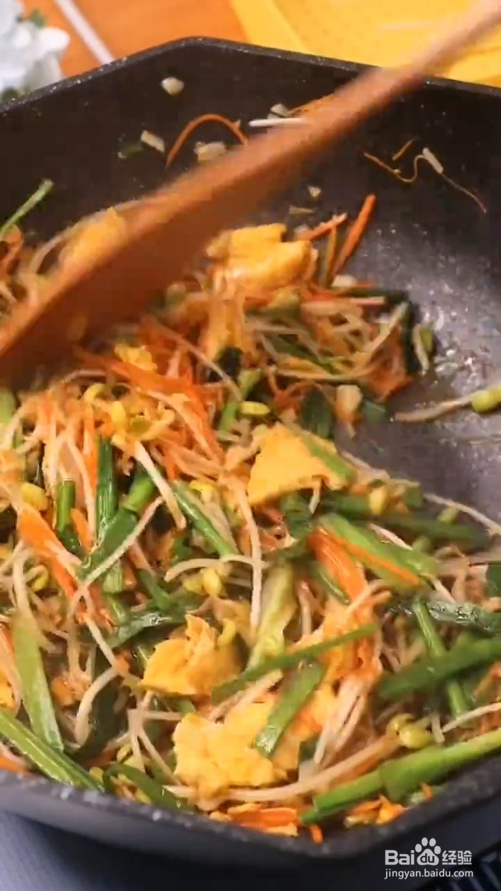 如何制作韭菜炒豆芽