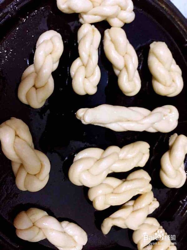 奶香松软麻花