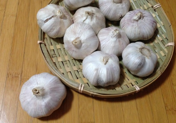 糖醋蒜腌制多长时间可以吃