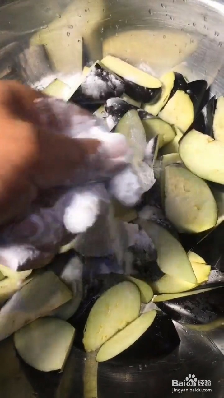 简单又非常下饭的红肠烧茄子要怎样做