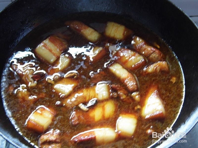 天凉了，吃点肉肉好过冬------口蘑红烧肉