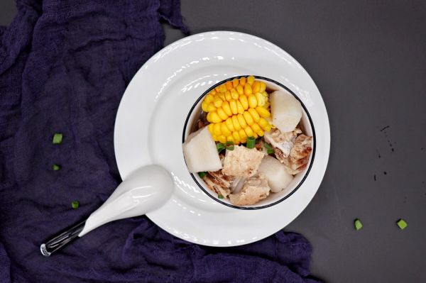 玉米山药骨头汤