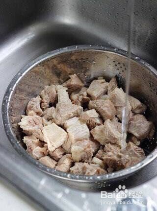 番茄牛肉面的制作过程