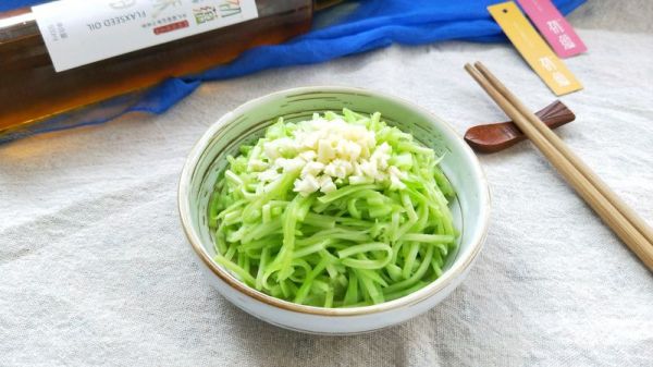 胡麻油清炒芥兰丝