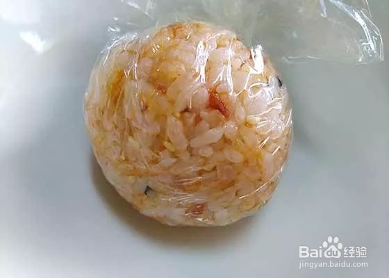 鲑鱼起司饭团的做法