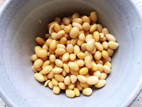 香菇黄豆腐竹烧排骨