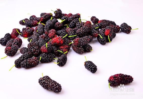 天生就黑的人怎么变白