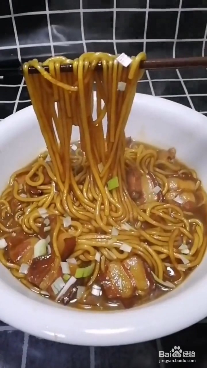 如何制作猪肉炖粉条