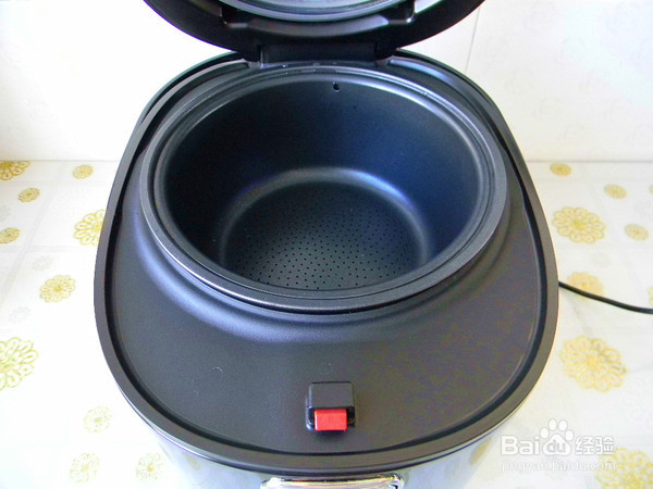 雪梨银耳盅的做法