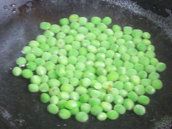草莓豌豆泥披萨
