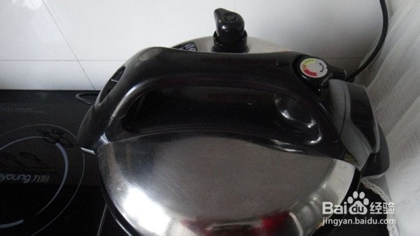 家常自制小米粥