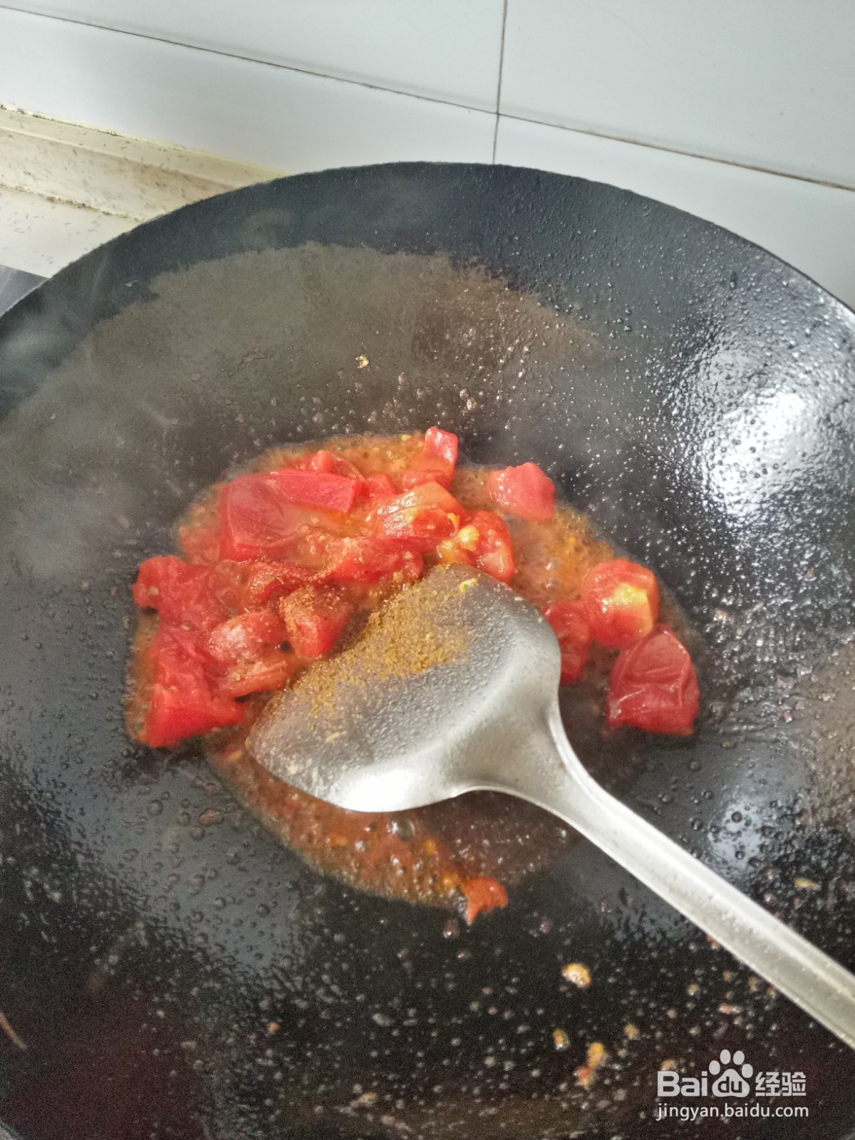 西红柿火腿肠炒鸡蛋