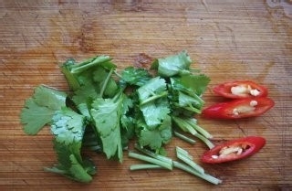 蒜苗木耳榨菜面