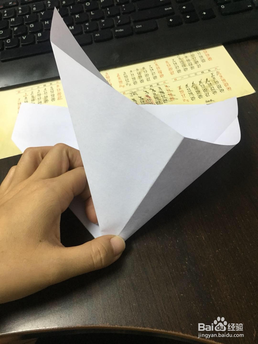 “小垃圾桶”装垃圾