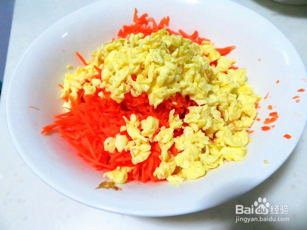 如何做出好吃美味的胡萝卜鸡蛋饼