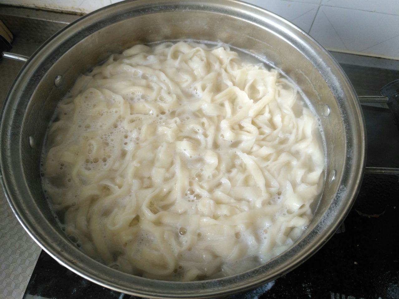 教你做手擀凉面,看完就能上手