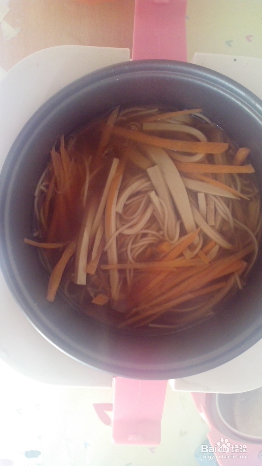 素食:素鸡生菜煮面