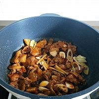 家常小炒肉的做法